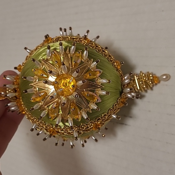 Set of 9 Vintage Handmade Sequin Beaded Stickpin Christmas Ornaments - Picture 3 of 16